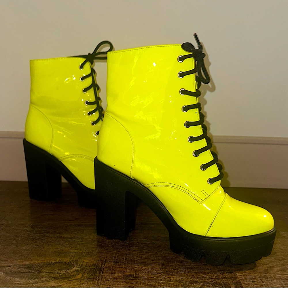 IHeartRaves: Euphoria Step Out Chunky Heel Booties - NeonYellow, Size 8